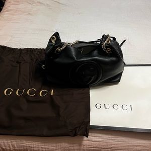 Gucci Soho Medium Black double chain shoulder bag tote.